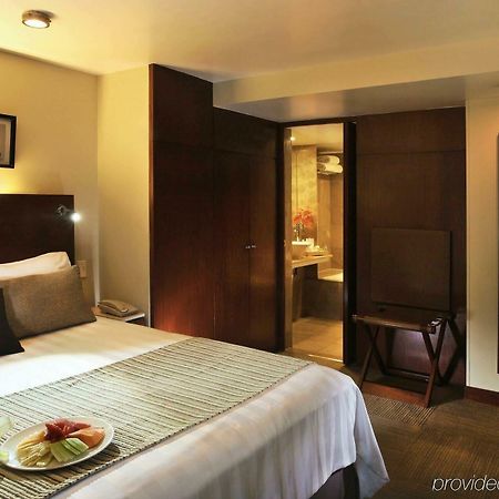 Emporio Reforma Hotell Mexico by Eksteriør bilde A room at the hotel