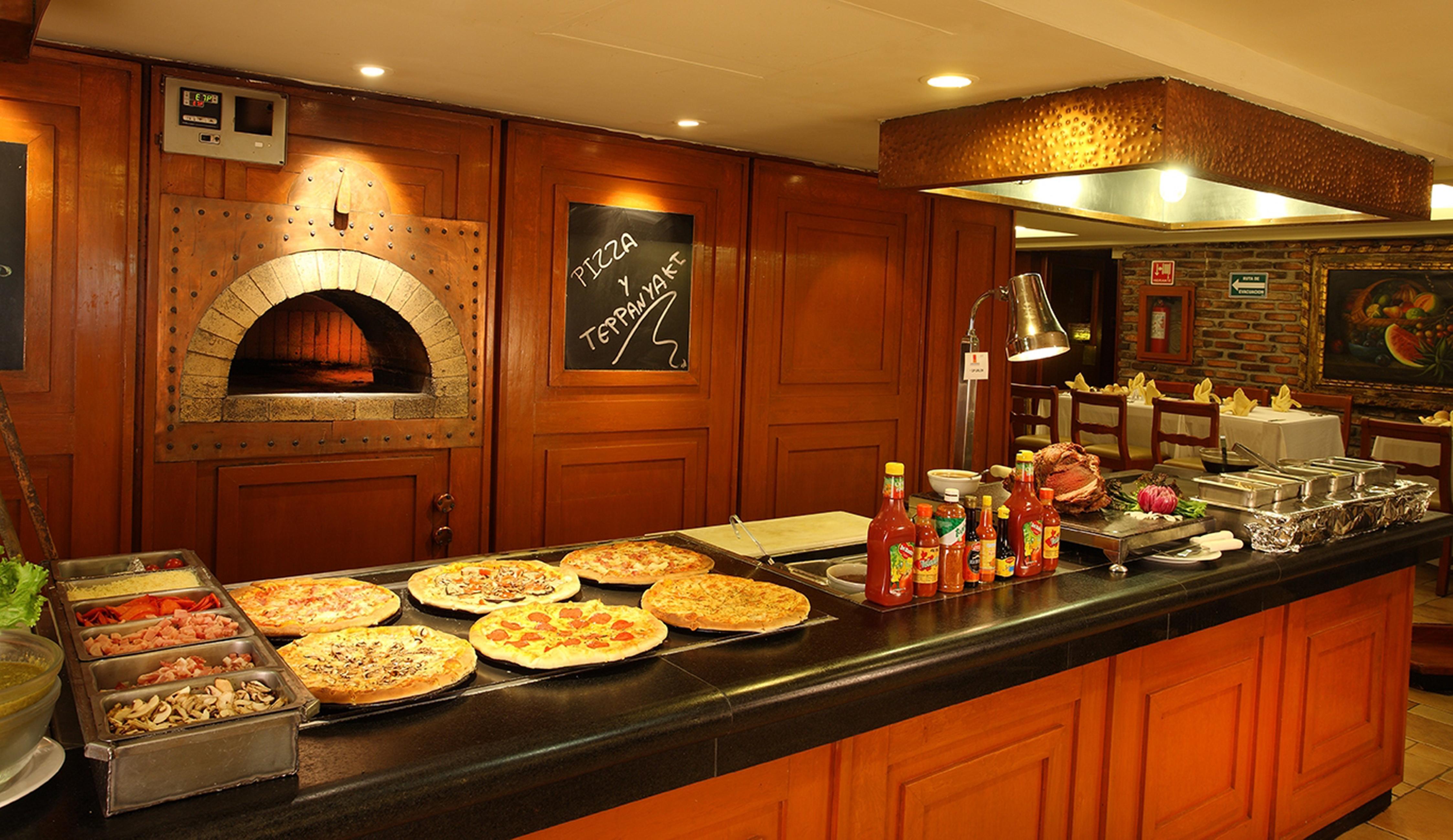 Emporio Reforma Hotell Mexico by Eksteriør bilde Pizza counter at a hotel